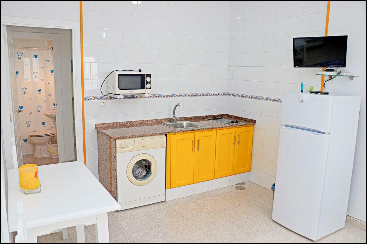 Apartamento Central Cerca De La Playa Conil De La Frontera Esterno foto